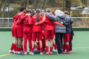 Bild 28 - wCJ VfL Pinneberg - Eimsbuettler TV : Ergebnis: 0:3